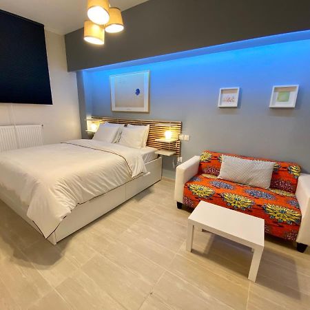 For A Genuine Athenian Homestay! Buitenkant foto