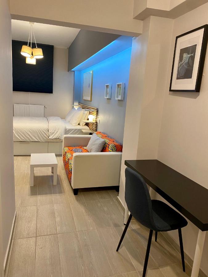 For A Genuine Athenian Homestay! Buitenkant foto
